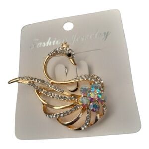 Swan Brooch with Rhinestone